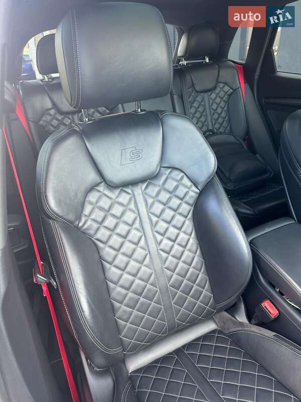 Внедорожник / Кроссовер Audi SQ5 2018 в Киеве