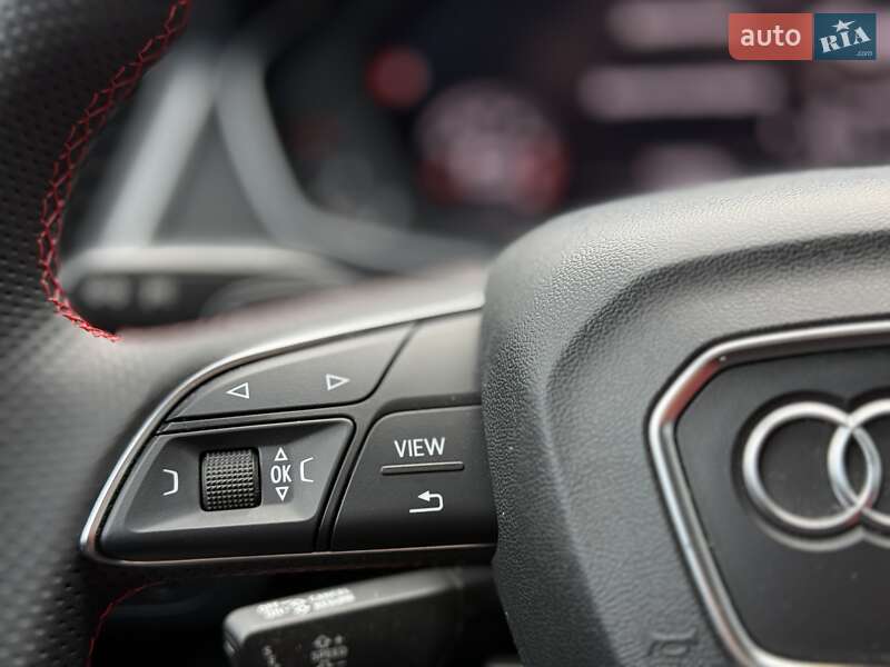 Внедорожник / Кроссовер Audi SQ5 2018 в Киеве