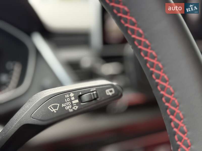 Внедорожник / Кроссовер Audi SQ5 2018 в Киеве