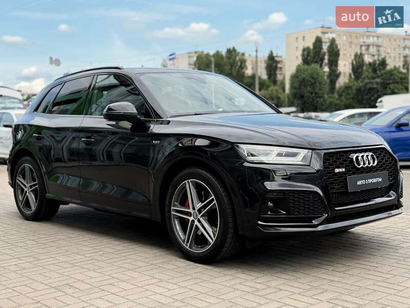Внедорожник / Кроссовер Audi SQ5 2018 в Киеве