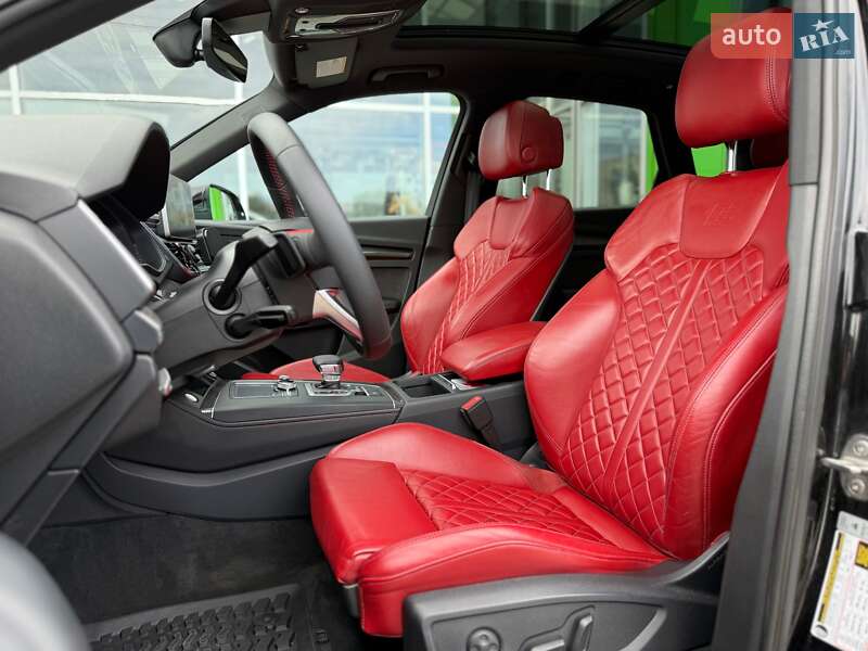 Внедорожник / Кроссовер Audi SQ5 2018 в Киеве