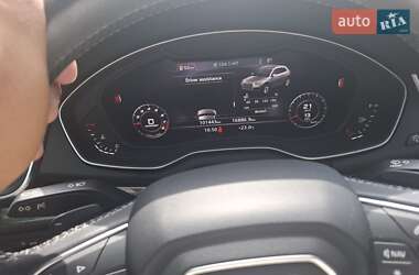 Внедорожник / Кроссовер Audi SQ5 2018 в 