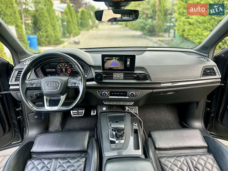 Внедорожник / Кроссовер Audi SQ5 2019 в Одессе