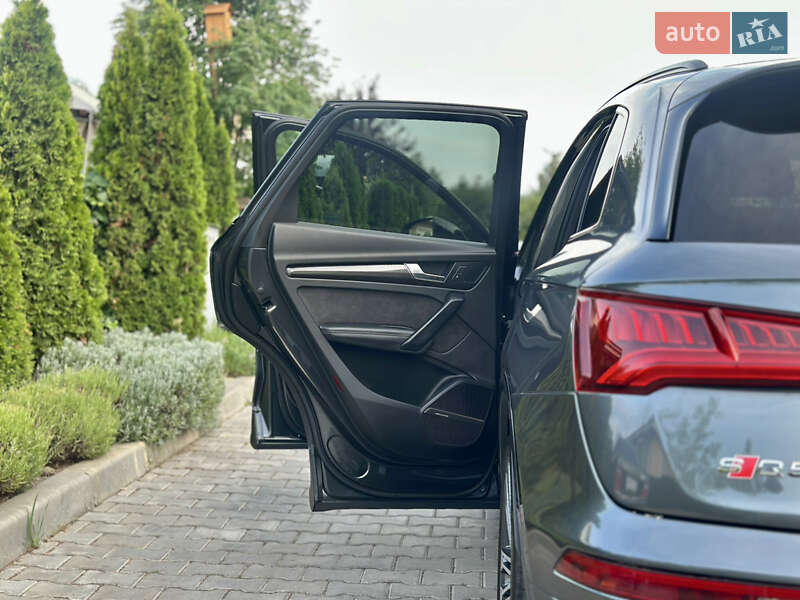 Внедорожник / Кроссовер Audi SQ5 2019 в Одессе