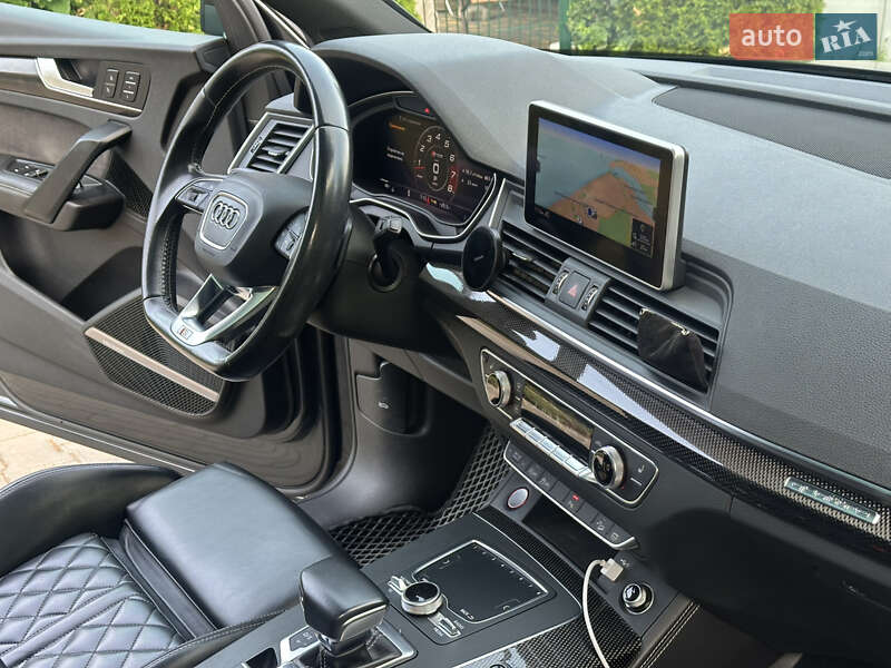 Внедорожник / Кроссовер Audi SQ5 2019 в Одессе
