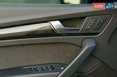 Внедорожник / Кроссовер Audi SQ5 2024 в 