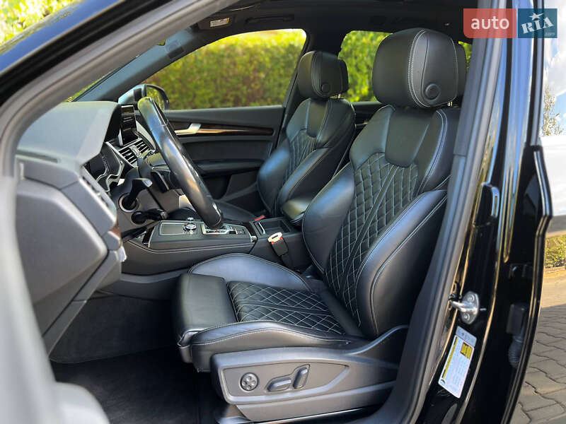Внедорожник / Кроссовер Audi SQ5 2018 в Одессе