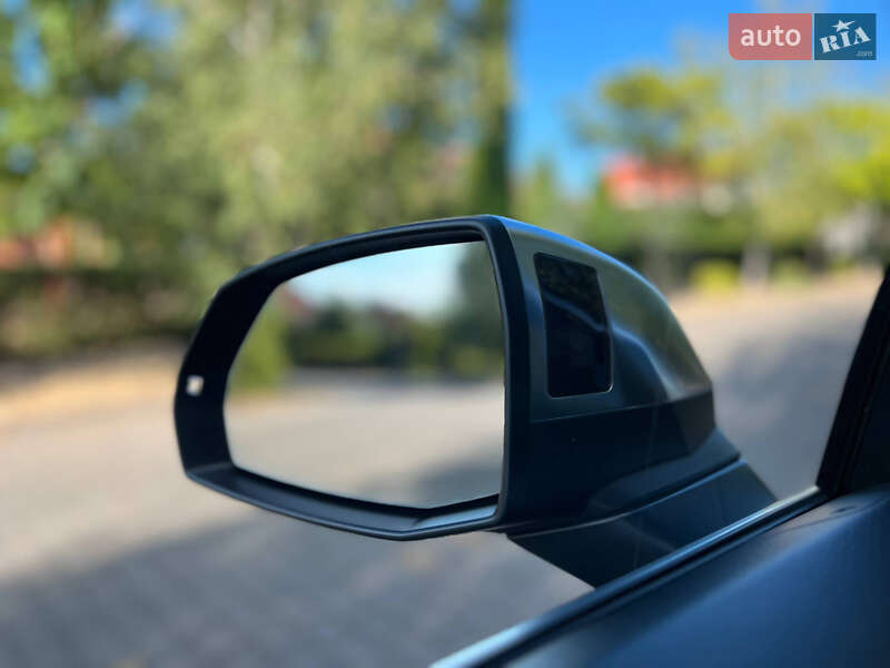 Внедорожник / Кроссовер Audi SQ5 2018 в Одессе