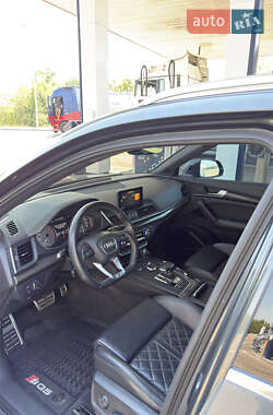 Внедорожник / Кроссовер Audi SQ5 2018 в 