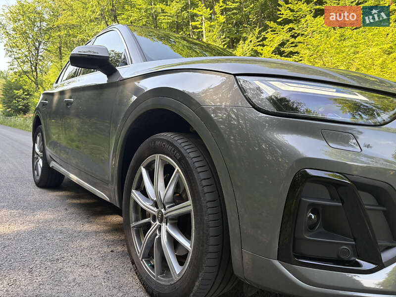 Внедорожник / Кроссовер Audi SQ5 2022 в Львове