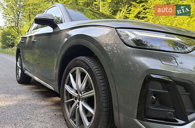 Внедорожник / Кроссовер Audi SQ5 2022 в 