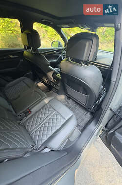 Внедорожник / Кроссовер Audi SQ5 2022 в 