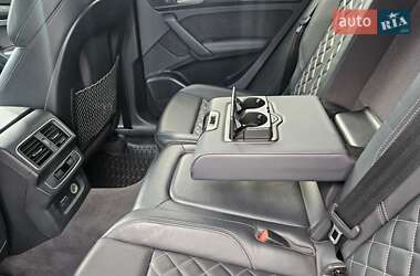 Позашляховик / Кросовер Audi SQ5 2019 в 