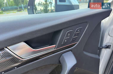 Внедорожник / Кроссовер Audi SQ5 2018 в 
