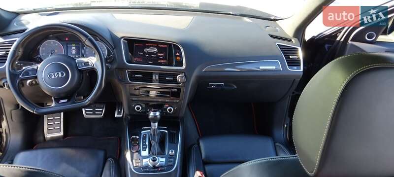 Внедорожник / Кроссовер Audi SQ5 2016 в Умани