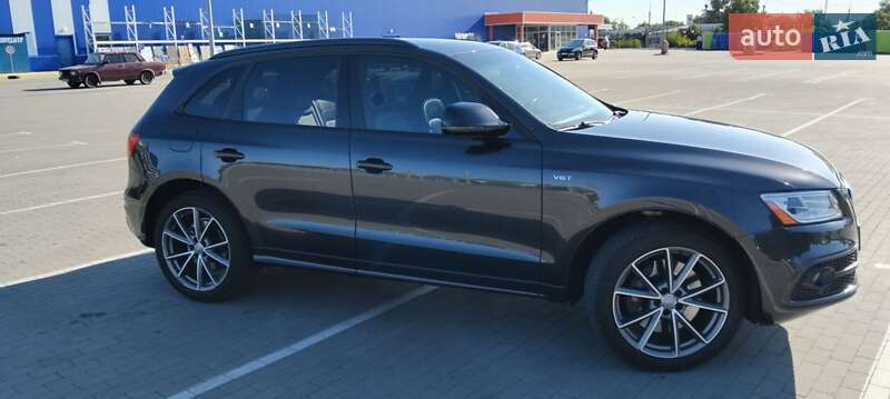 Внедорожник / Кроссовер Audi SQ5 2016 в Умани