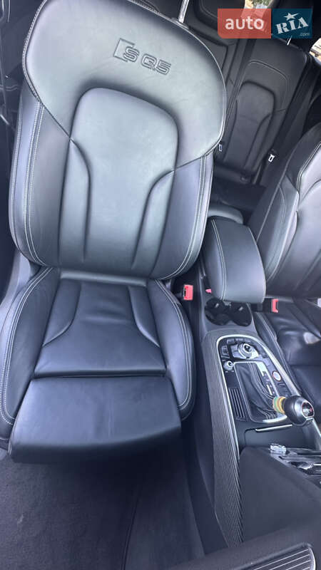 Внедорожник / Кроссовер Audi SQ5 2016 в Киеве