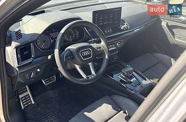 Внедорожник / Кроссовер Audi SQ5 2022 в 