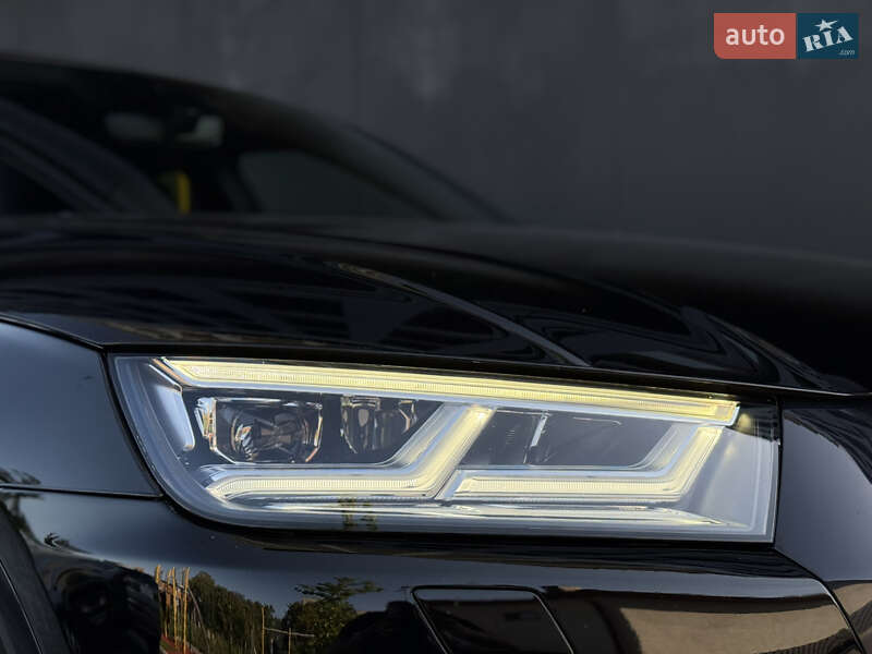 Внедорожник / Кроссовер Audi SQ5 2018 в Львове