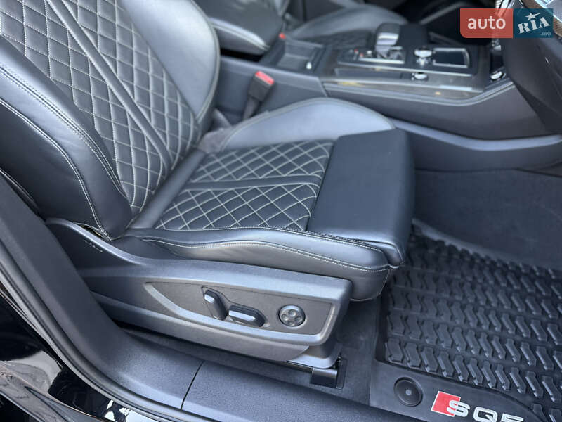 Внедорожник / Кроссовер Audi SQ5 2018 в Львове