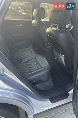 Внедорожник / Кроссовер Audi SQ5 2019 в 