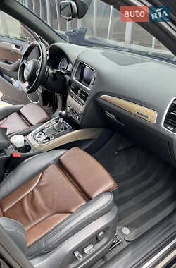 Внедорожник / Кроссовер Audi SQ5 2015 в 