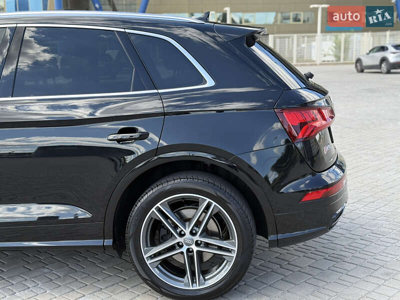 Внедорожник / Кроссовер Audi SQ5 2018 в Харькове