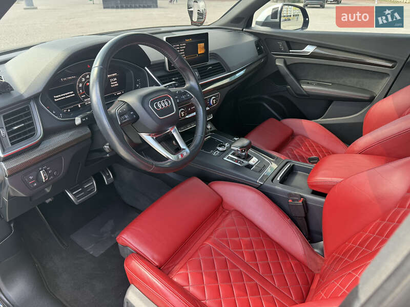 Внедорожник / Кроссовер Audi SQ5 2018 в Харькове