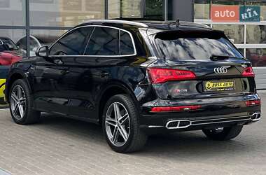 Внедорожник / Кроссовер Audi SQ5 2017 в 