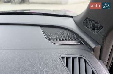Внедорожник / Кроссовер Audi SQ5 2020 в 