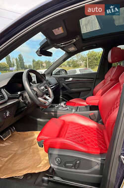 Внедорожник / Кроссовер Audi SQ5 2019 в 
