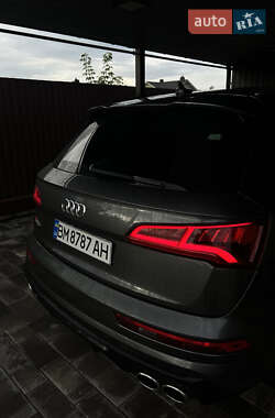 Внедорожник / Кроссовер Audi SQ5 2019 в 