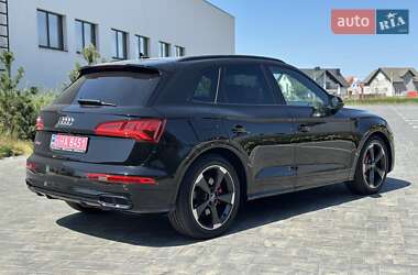 Внедорожник / Кроссовер Audi SQ5 2018 в 