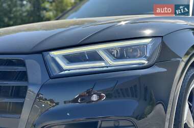 Внедорожник / Кроссовер Audi SQ5 2018 в 