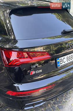 Внедорожник / Кроссовер Audi SQ5 2019 в 