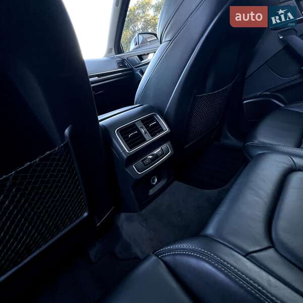 Внедорожник / Кроссовер Audi SQ5 2019 в Чернигове