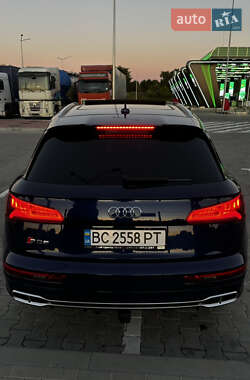 Внедорожник / Кроссовер Audi SQ5 2017 в 