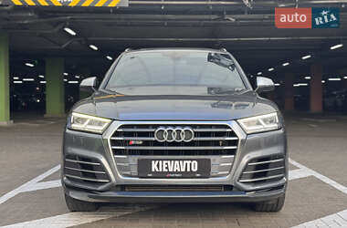 Внедорожник / Кроссовер Audi SQ5 2017 в 