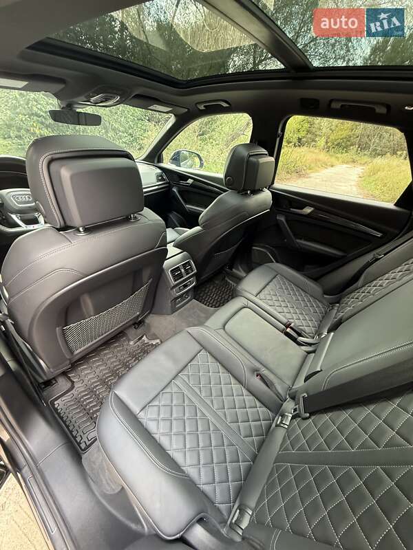 Внедорожник / Кроссовер Audi SQ5 2018 в Киеве