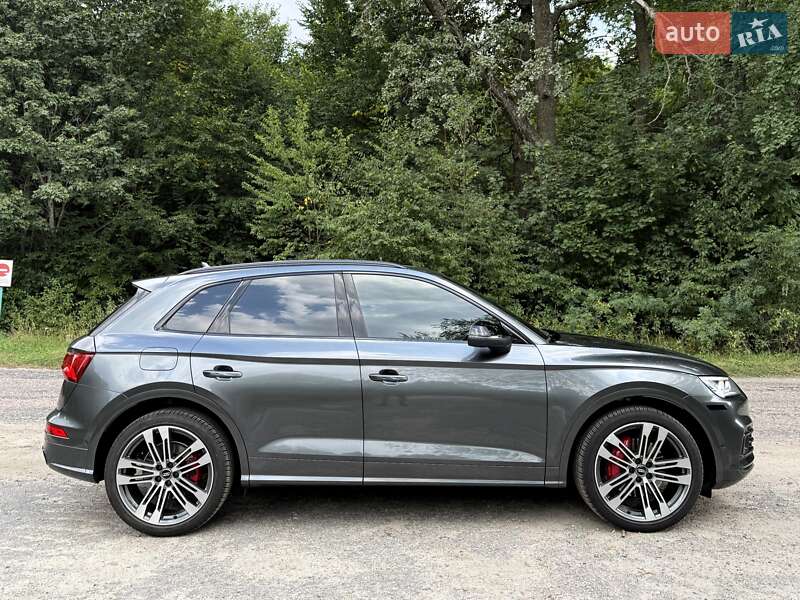 Внедорожник / Кроссовер Audi SQ5 2018 в Киеве