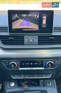 Внедорожник / Кроссовер Audi SQ5 2018 в Киеве