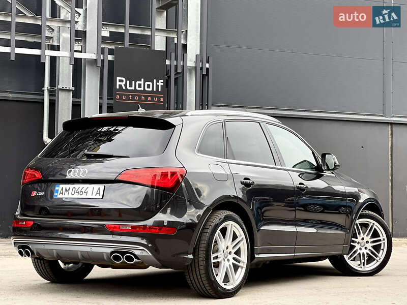 Внедорожник / Кроссовер Audi SQ5 2013 в Киеве