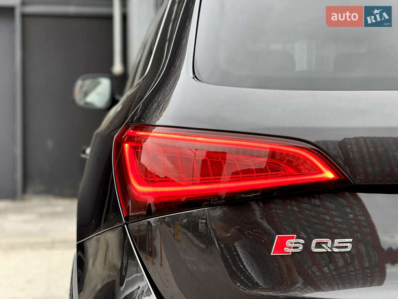 Внедорожник / Кроссовер Audi SQ5 2013 в Киеве
