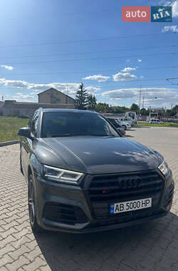 Позашляховик / Кросовер Audi SQ5 2017 в 