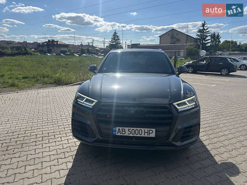 Внедорожник / Кроссовер Audi SQ5 2017 в Виннице