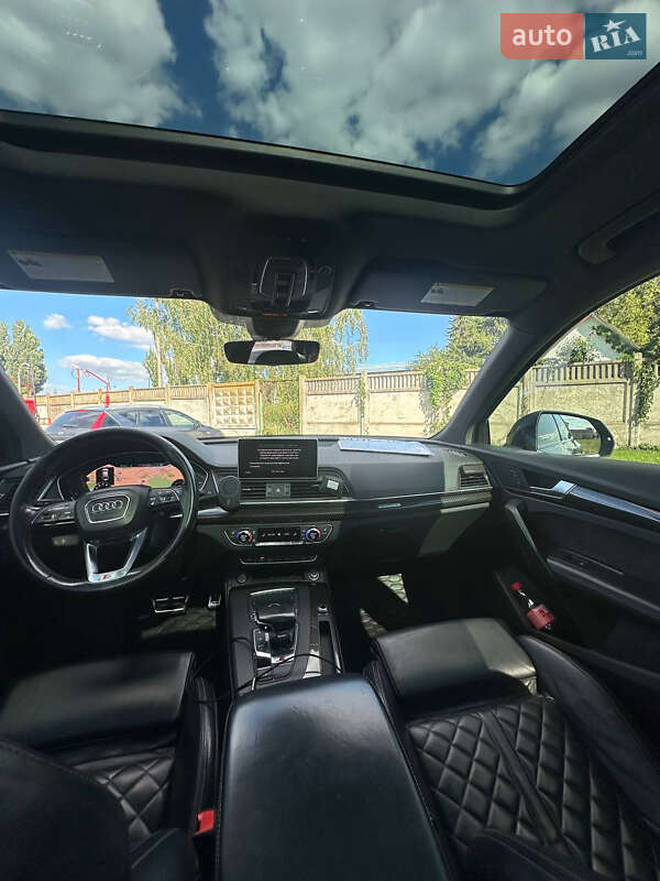 Внедорожник / Кроссовер Audi SQ5 2017 в Виннице