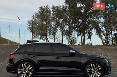 Внедорожник / Кроссовер Audi SQ5 2017 в 