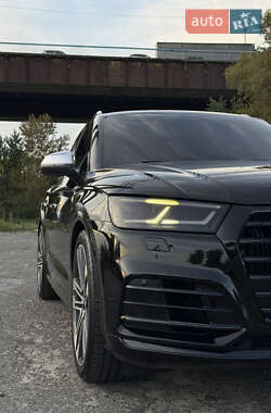 Внедорожник / Кроссовер Audi SQ5 2017 в 