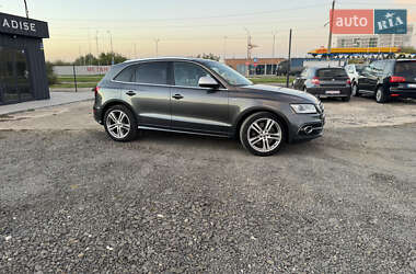 Внедорожник / Кроссовер Audi SQ5 2015 в 