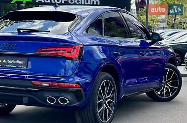 Внедорожник / Кроссовер Audi SQ5 2021 в 